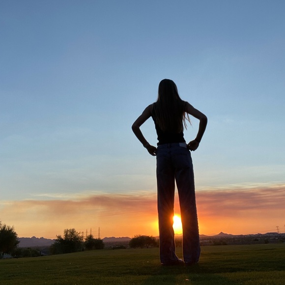 Meet your Posher, Addison - Picture 1 of 1